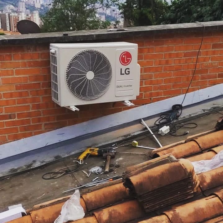 imagen instalación aire acondicionado